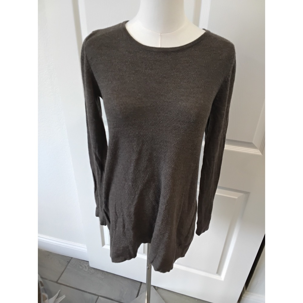 Willi Smith 100% Extrafine Merino Wool Crew Neck Long Sleeve Button Back M